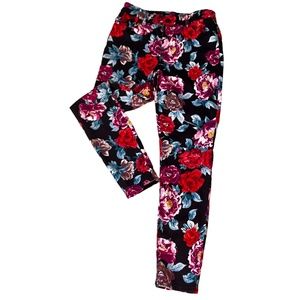 Chico's size 0.5 women's Regal Rose black floral jeggings size 6